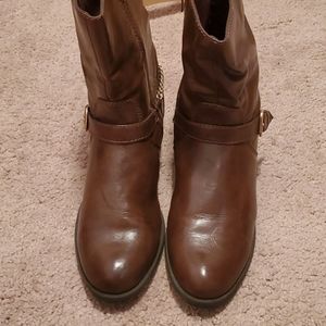 Brown boots